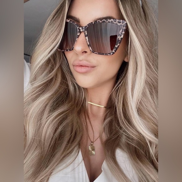 DIFF Tortoise Sunglasses LIKE NEW! main image 5